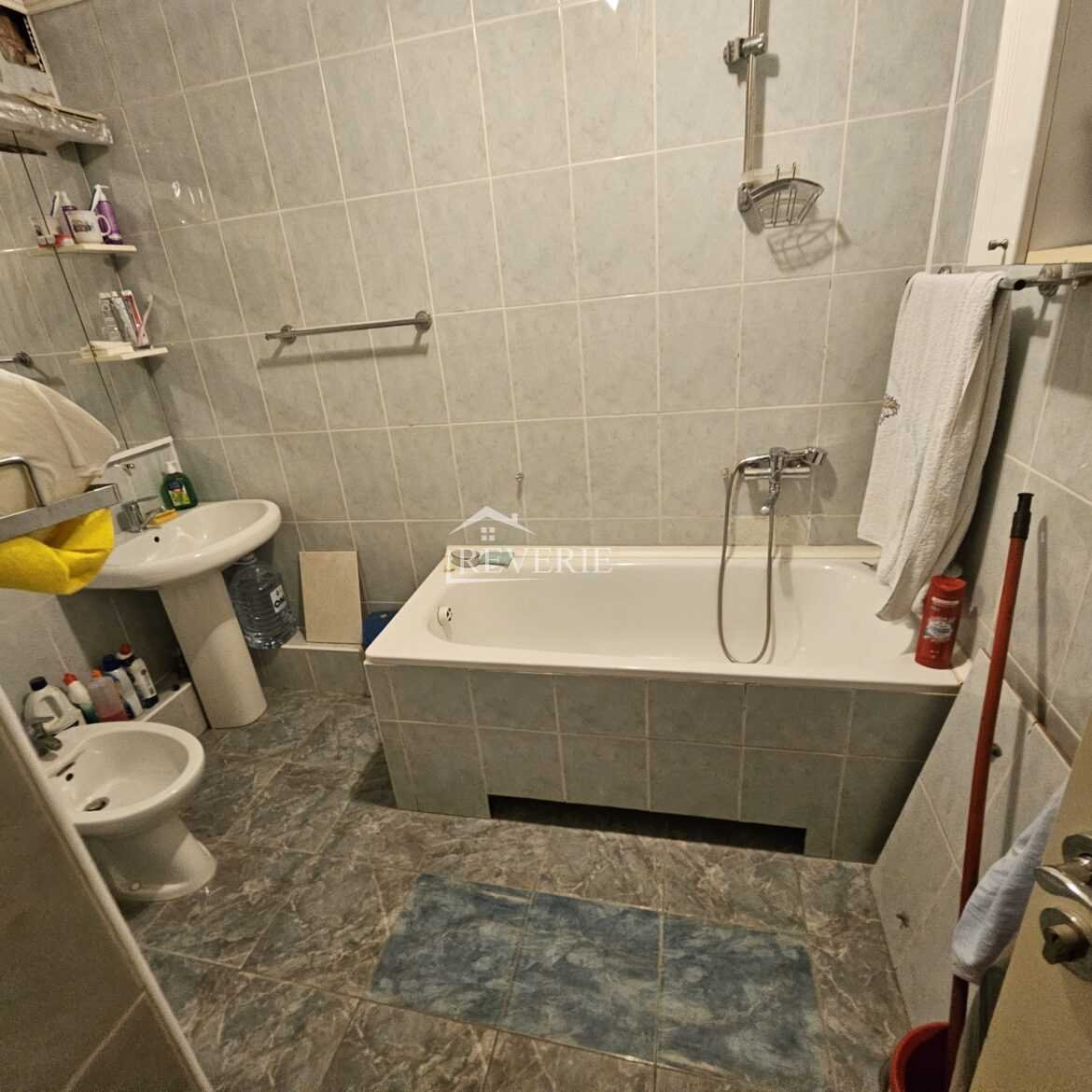 5-4-3-2-1-0-61430.  Se vinde Apartament Кагул,  Ghidro 55000€