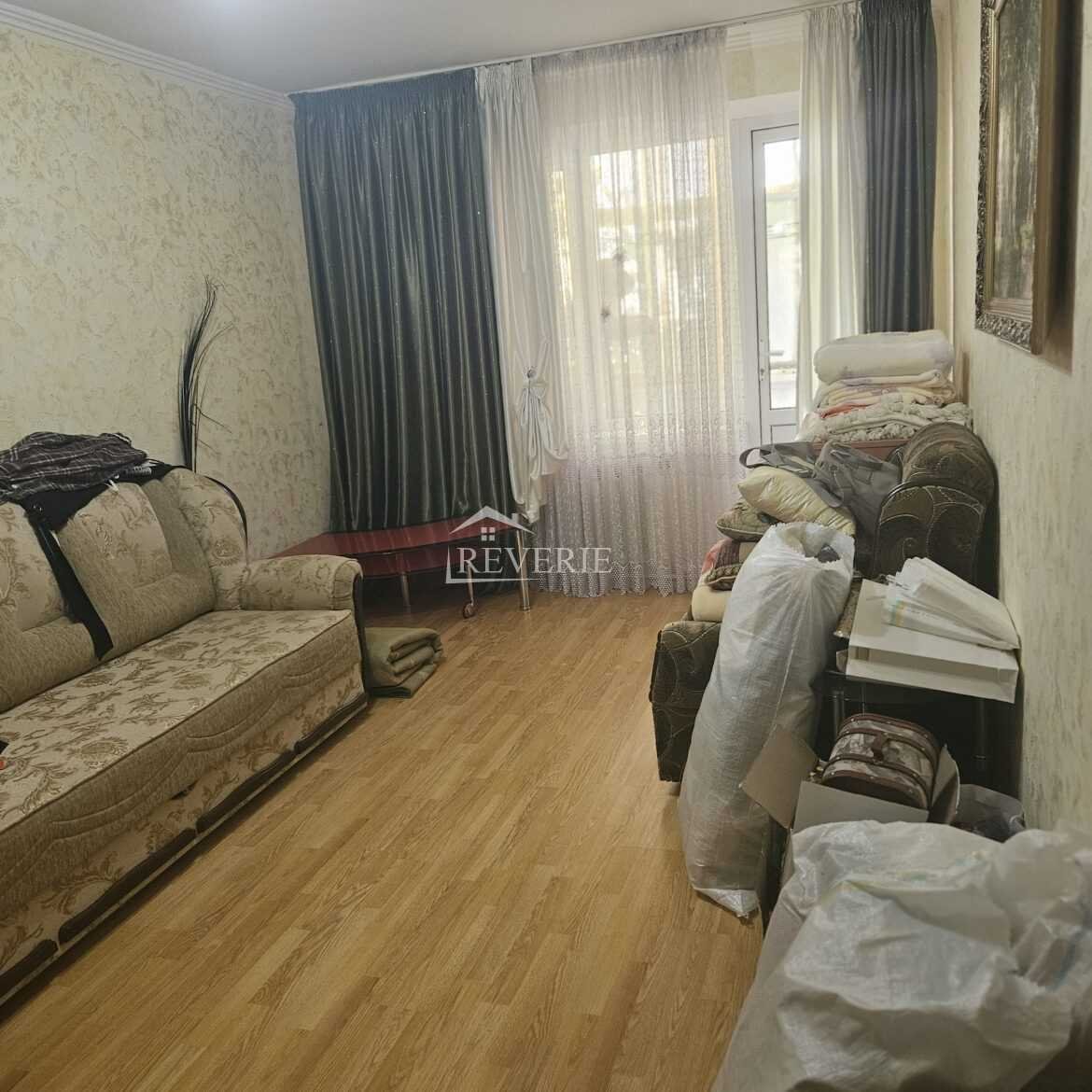 11-10-9-8-7-6-5-4-3-2-1-0-61451.  Se vinde Apartament Кагул,  Micro Raionul 15 58000€