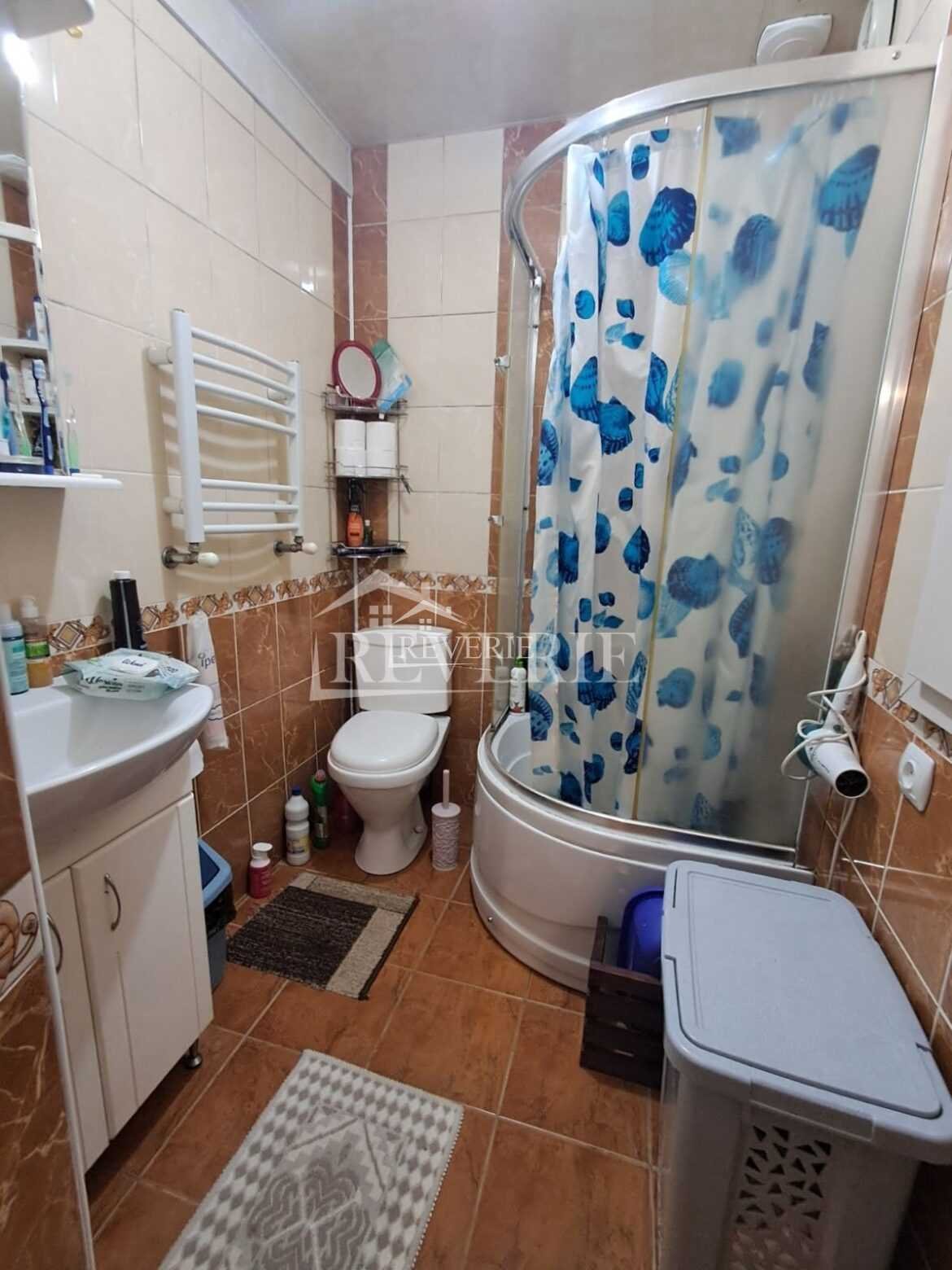 16-15-14-13-12-11-10-9-8-7-6-5-4-3-2-1-0-61477.  Se vinde Casă Кагул,  Centru 89900€