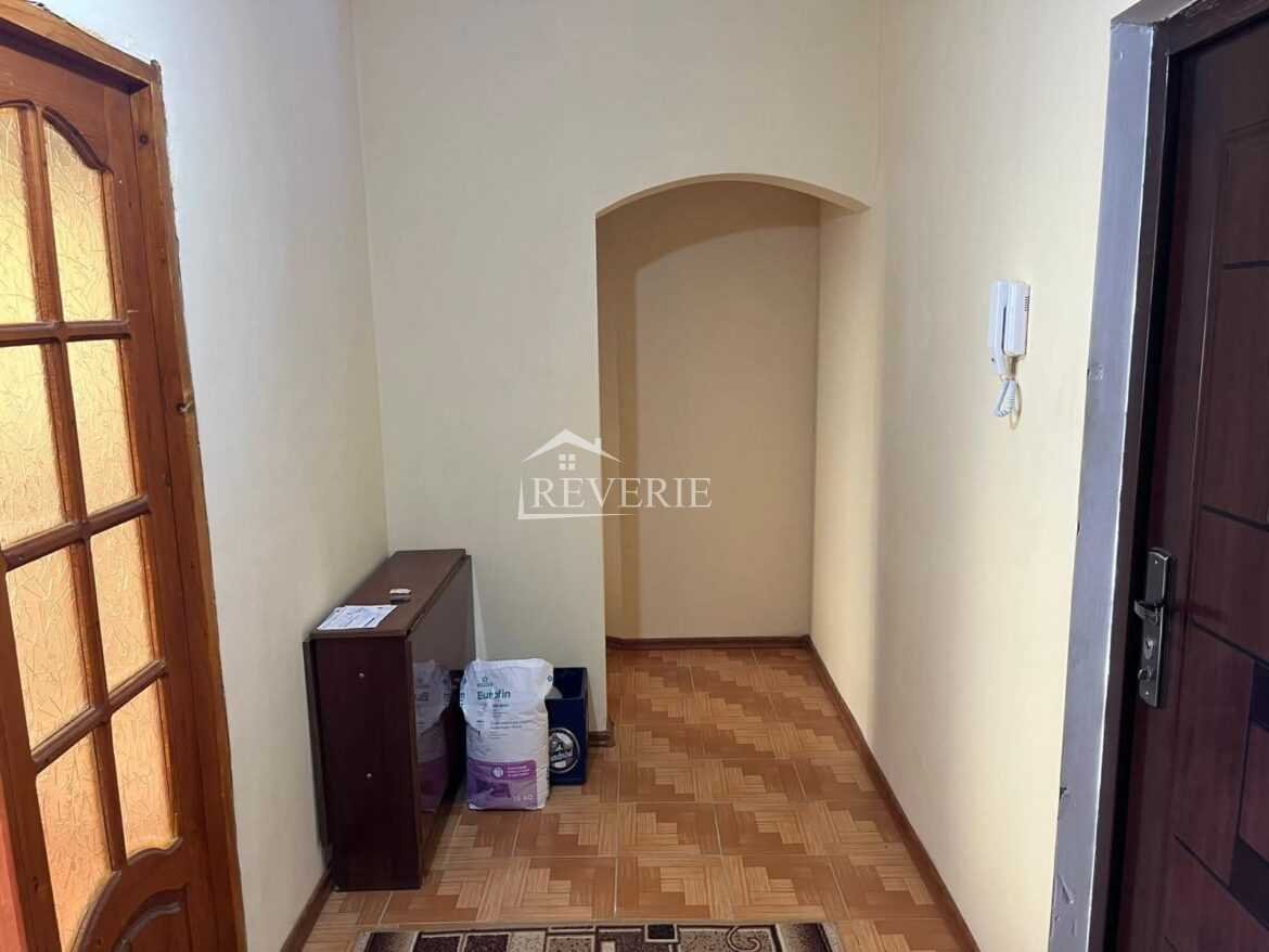 6-5-4-3-2-1-0-61564.  Se vinde Apartament Cahul,  Ghidro 46000€